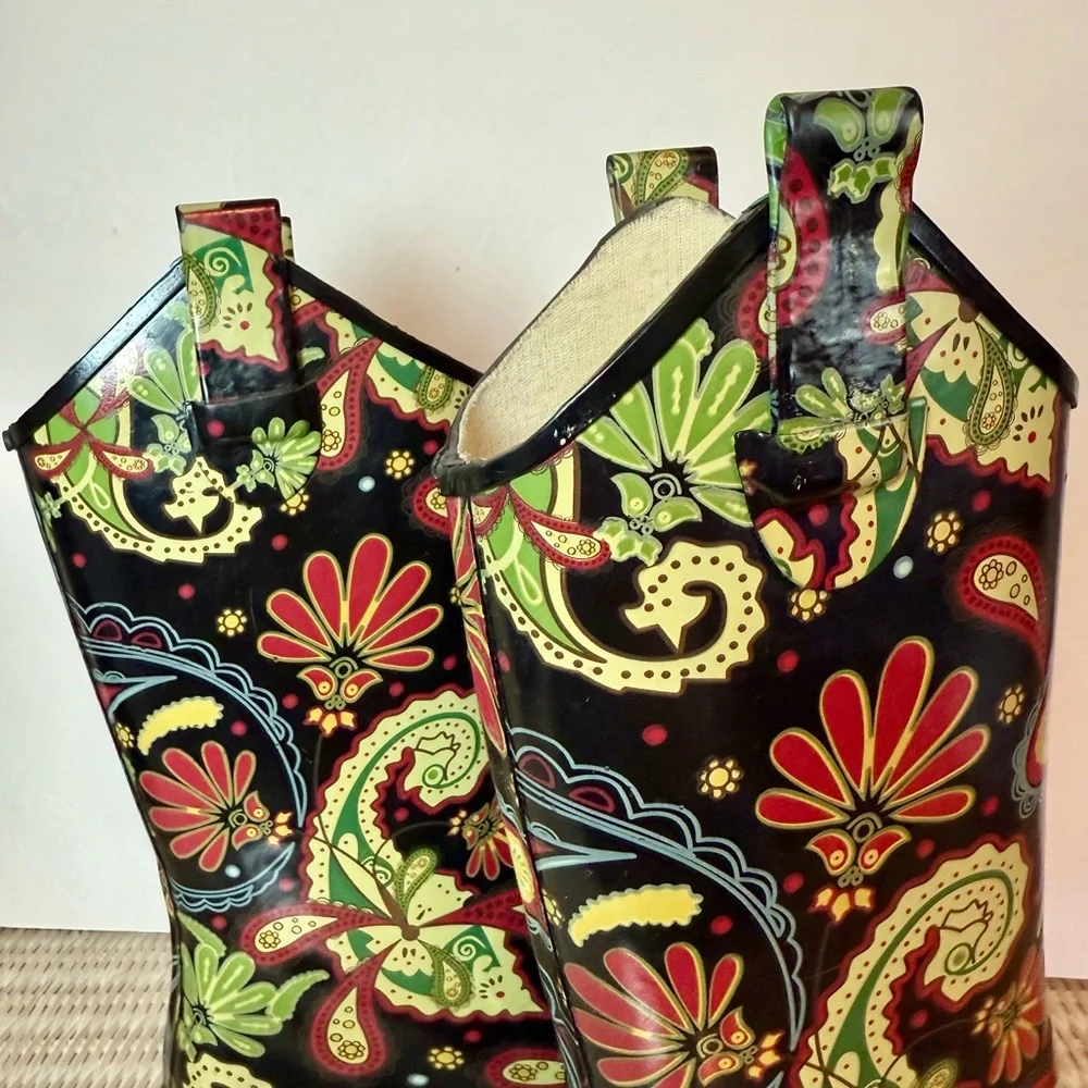 Nomad Corkys Yippy Western Rain Boots Black Paisley Print Size 7